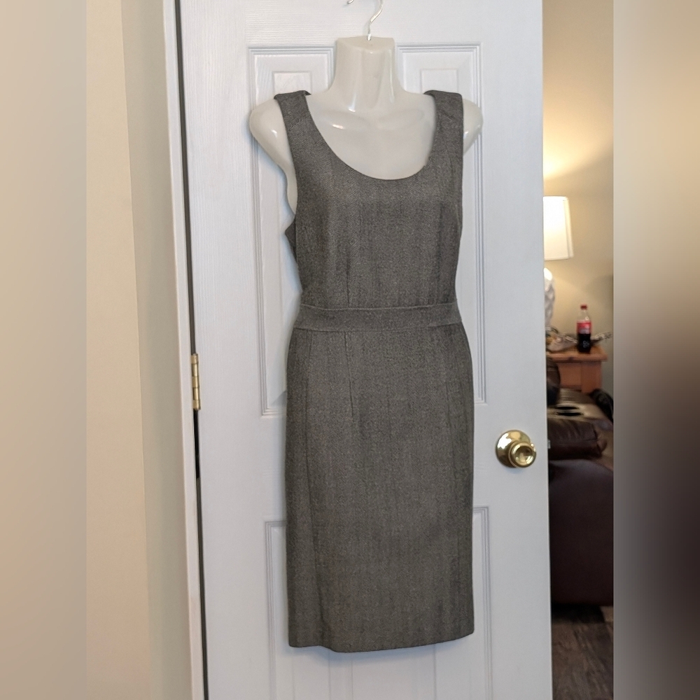 H&M Tweed Scoop Neck Sleeveless Tailored Dress  10